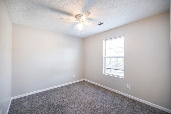 Building Photo - 312 Mill Meadow Rd