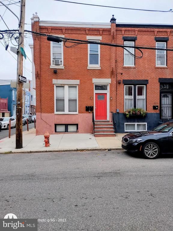 Building Photo - 919 S 25th St