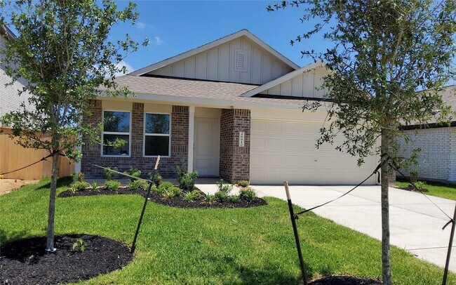 Building Photo - 26810 Scarlet Willow Dr