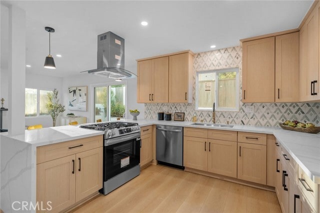 Building Photo - 6210 Halstead