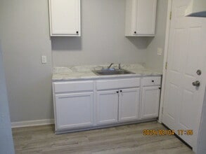 Building Photo - 20100 Schaefer Hwy