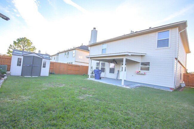 Building Photo - 6738 Carly Park Way