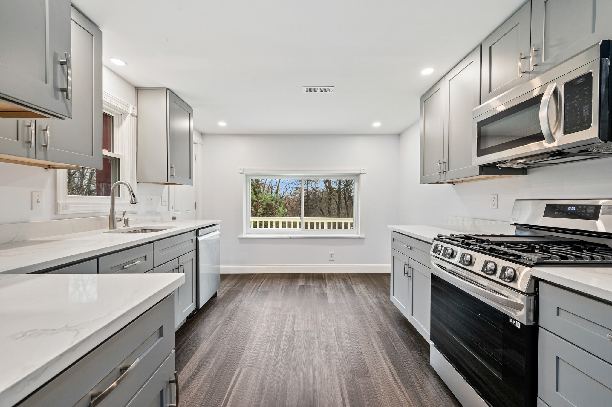 Building Photo - 318 Laurel St