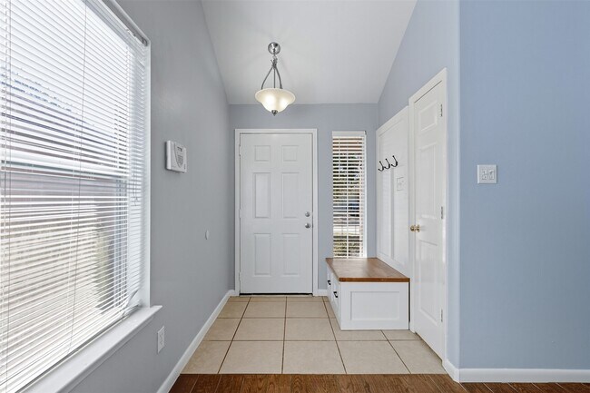 Building Photo - 15322 Brock Creek Way