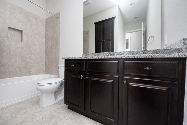 Building Photo - Modern 2 bedroom, 2 bath Townhouse with Bonus Room in the Laureate Park Community of Lake Nona.