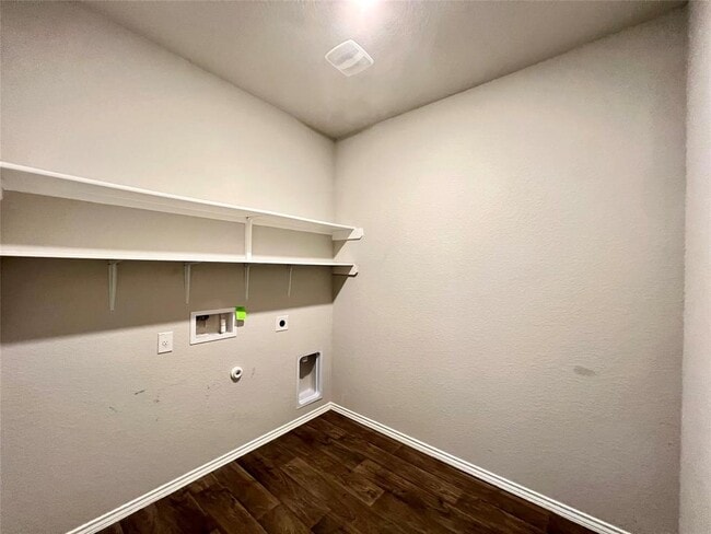 Building Photo - 15112 Siberian Elm Ln