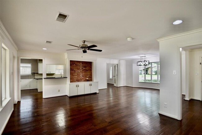 Building Photo - 5531 Yarwell Dr