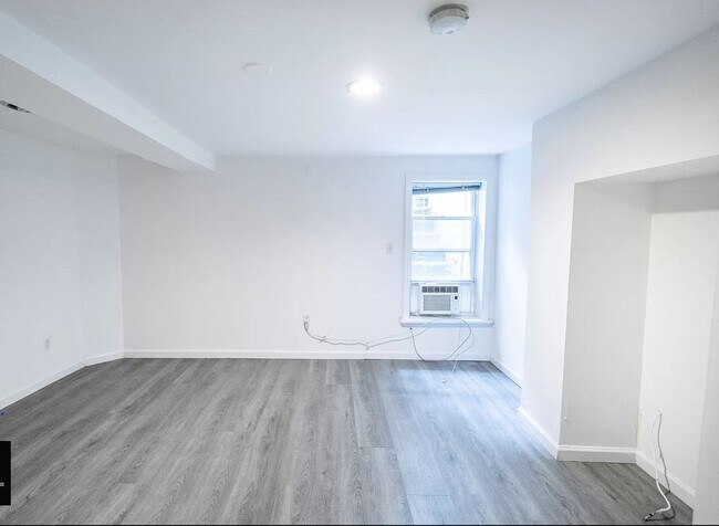 Bedroom 2 - 572 Park Pl