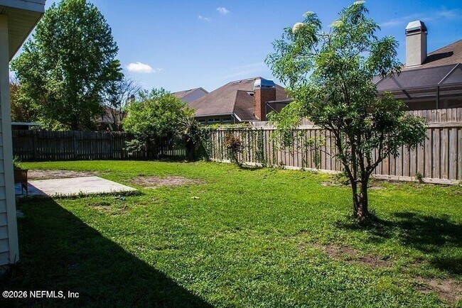 Building Photo - 11542 Wandering Pines Trail W