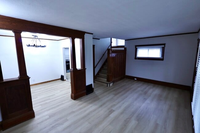 Building Photo - 316 Grand Ave