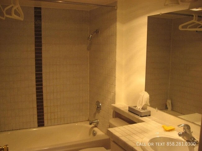 Building Photo - 3907 Camino Lindo