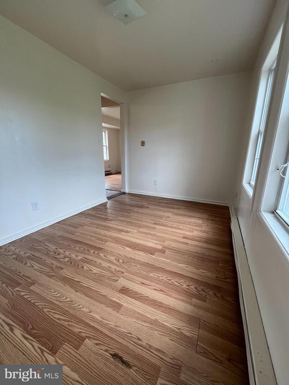 Building Photo - 414 N High St