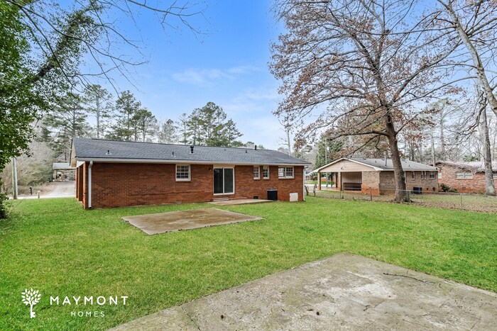 Building Photo - 1716 Hallmark Dr