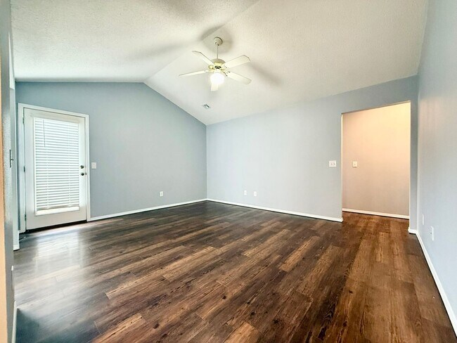 Building Photo - ***3102 NE 12th Street***
