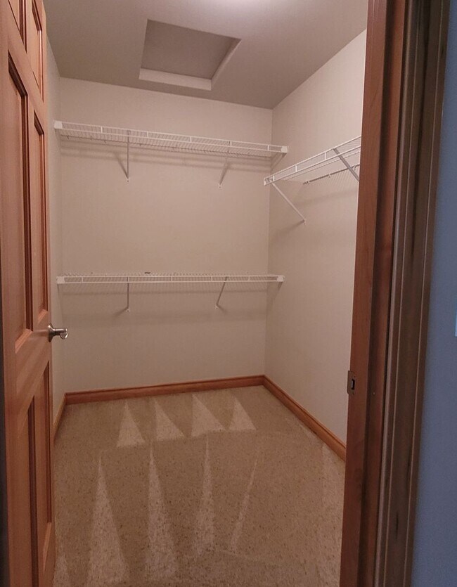 Building Photo - Stunning Home in Lynden with Great Amentities for Rent!