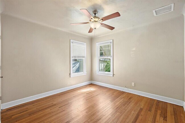 Building Photo - 769 Kirkwood Terrace N