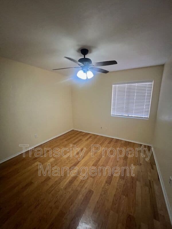 Building Photo - 4714 E Caballero St