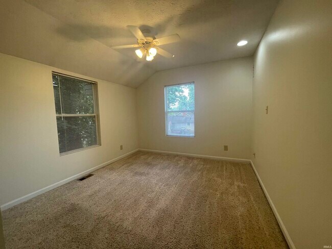 Building Photo - 1200 N Washington St