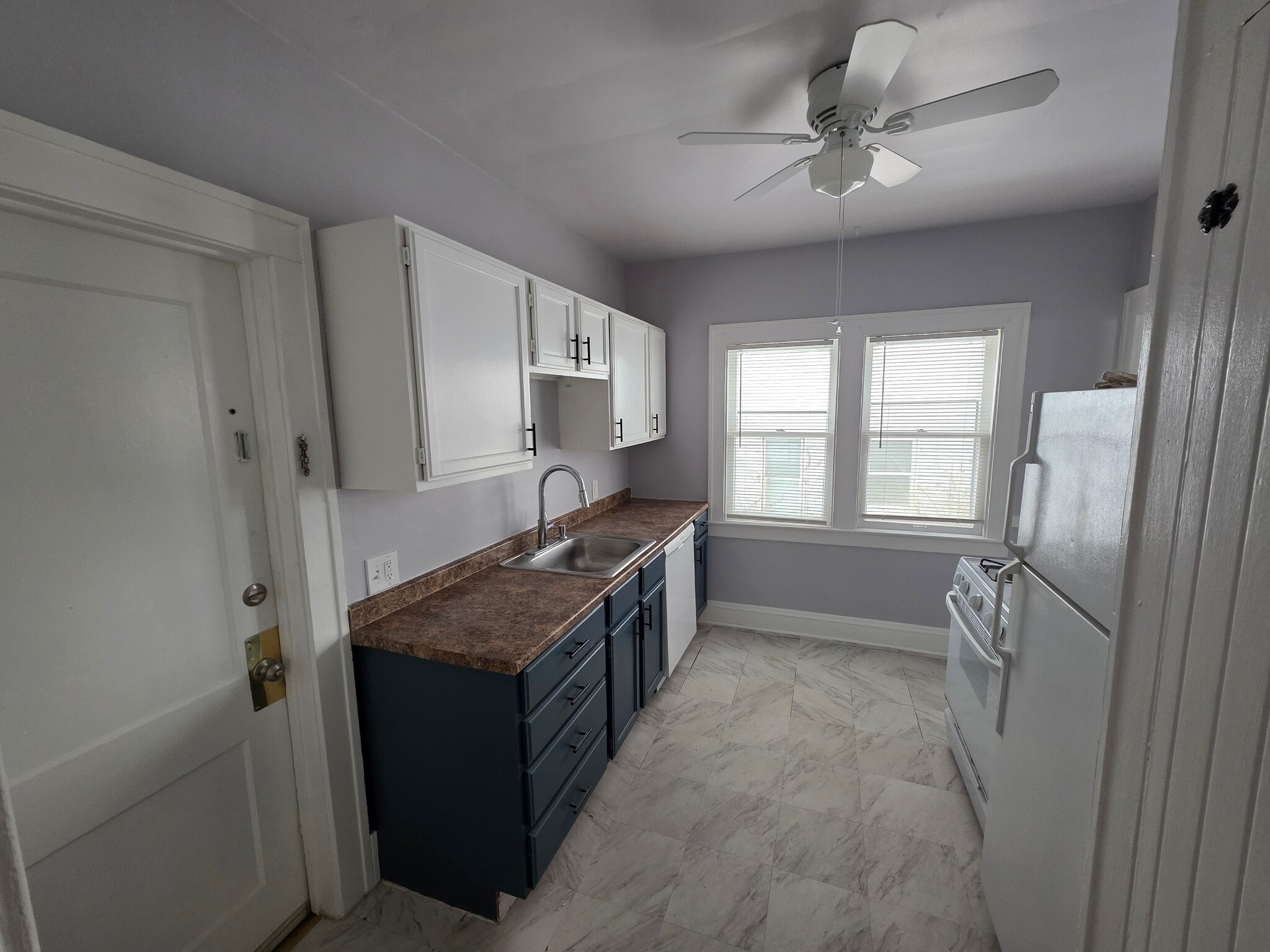 1646 Kitchen - 1646 Waterbury Rd