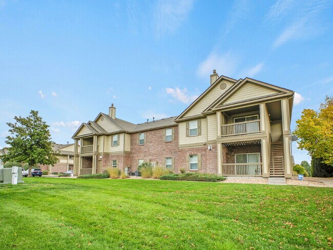 Building Photo - $1,745.95, Gorgeous 2-bed, 2-bath condo located in Aurora.