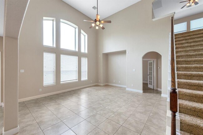 Building Photo - 24935 Crystal Stone Ln