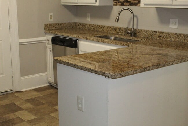 Building Photo - Northeast Columbia Spring Valley Rental