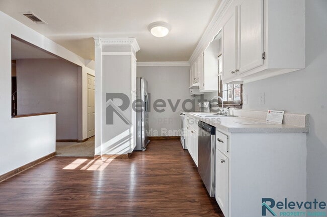 Building Photo - 4005 Peregrine Rd