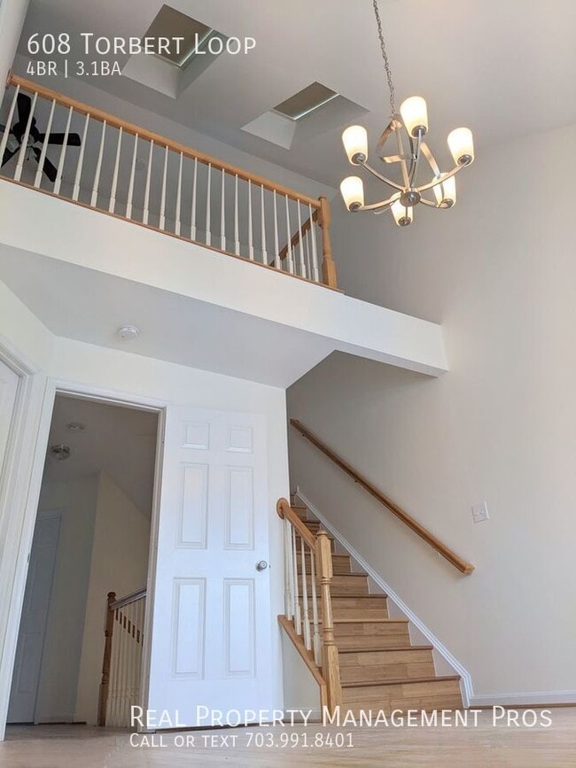 Building Photo - 608 Torbert Loop