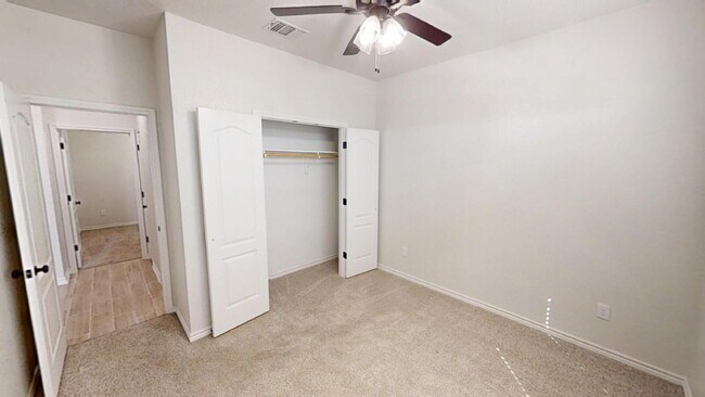 Building Photo - Welcome home to this beautifully designed 4-bedroom, 2.5-bathroom gem!