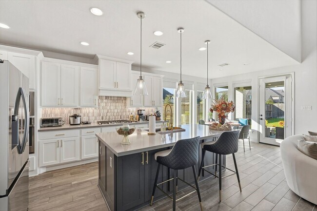 Building Photo - 28942 Woods Rose Ct