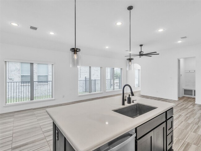 Building Photo - 21022 Camberwell Beauty Ln