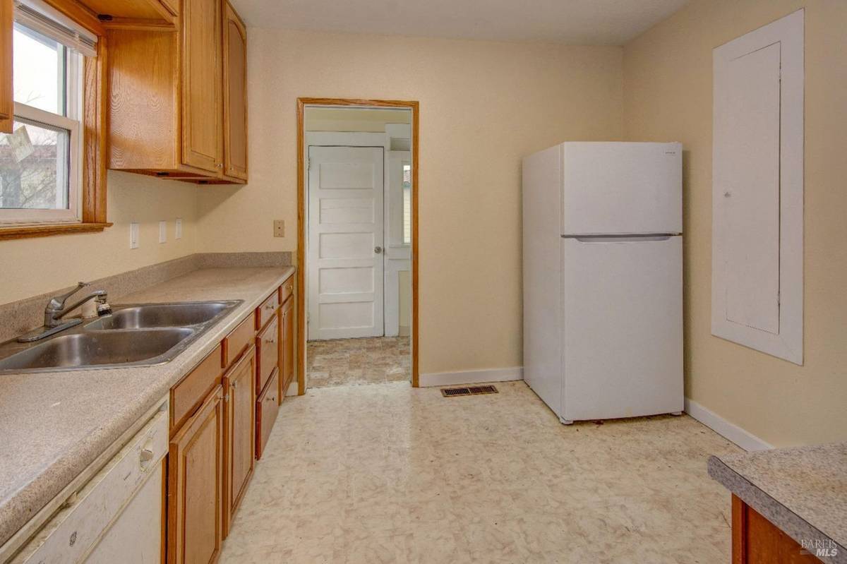 Building Photo - 1617 Georgia St