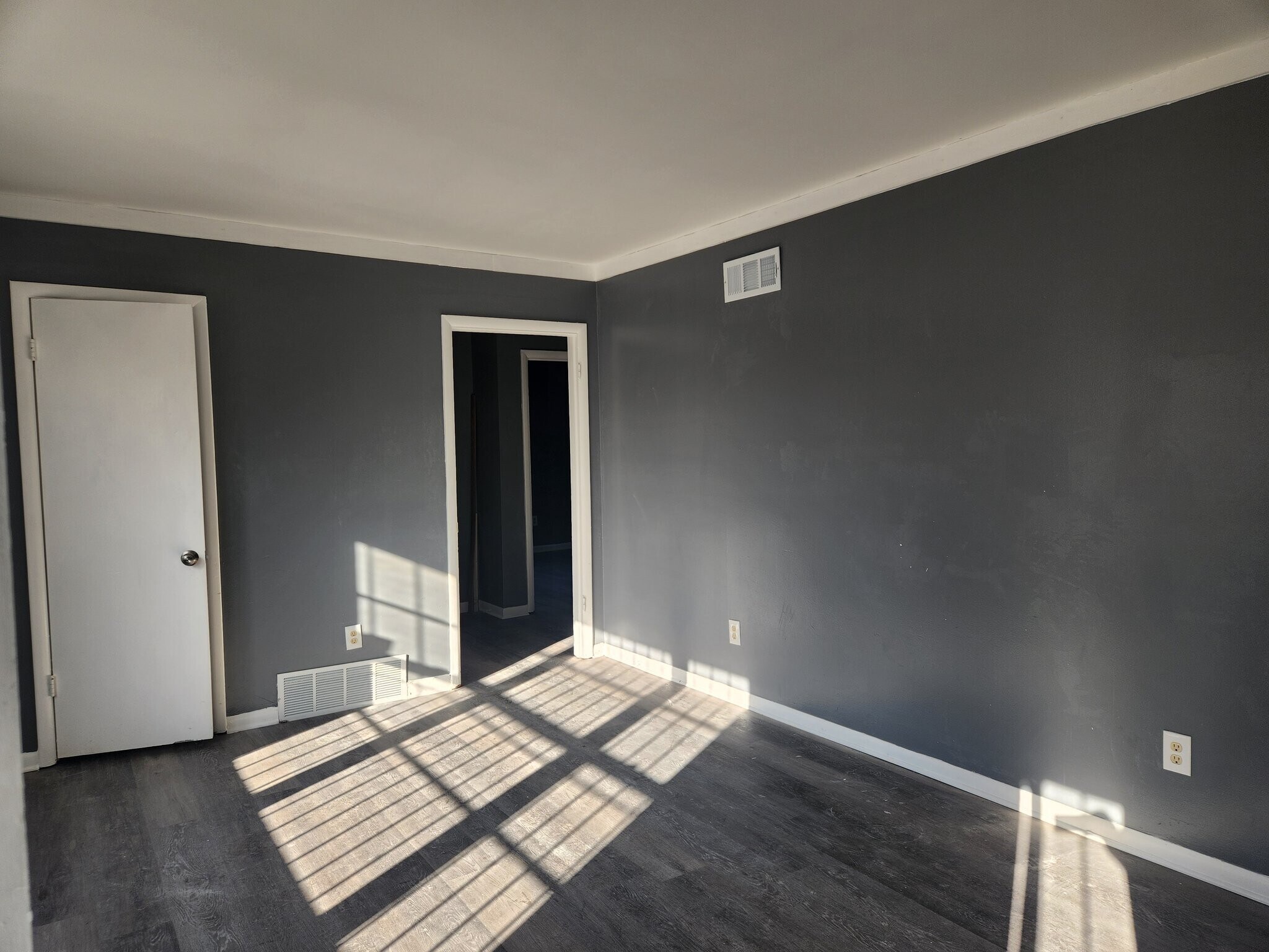 Building Photo - 3580 Gowan Dr