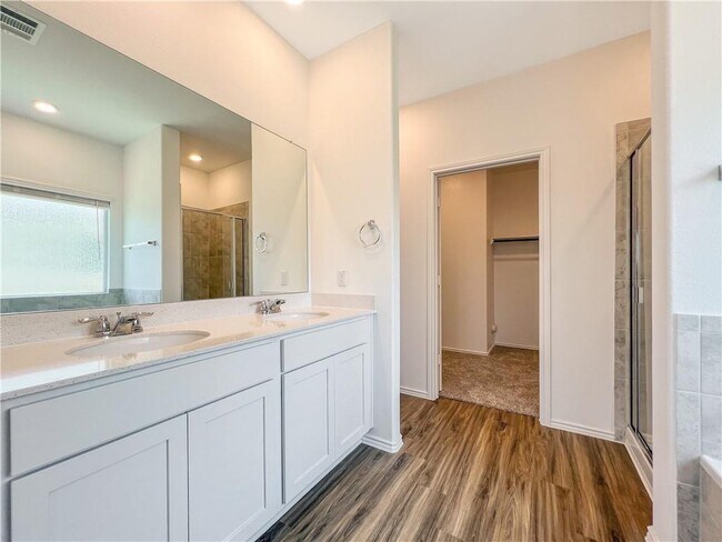 Building Photo - 1225 Toyah Dr