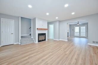 Building Photo - 238 Chads Ford Way