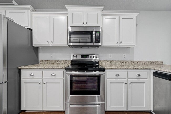 Building Photo - 103 Ridgeway Cir