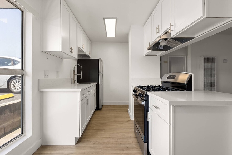 Primary Photo - Valle at Fairway