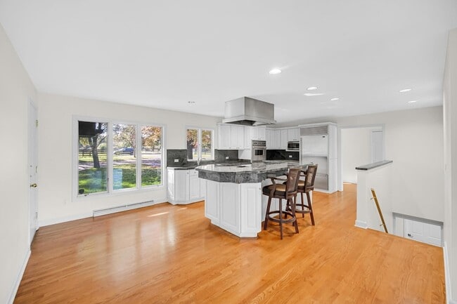 Building Photo - 6271 N 525 W