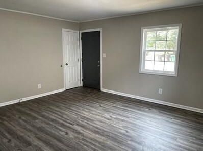 Building Photo - 104 Lawndale Ave