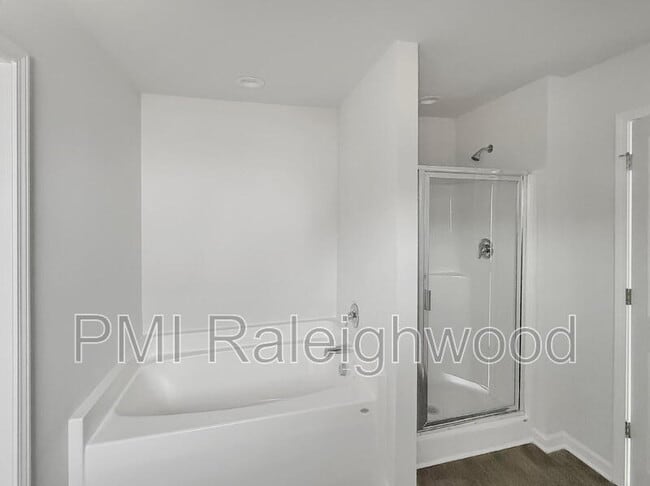 Building Photo - 289 Greenbay St