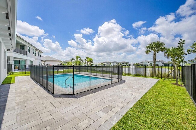 Building Photo - 13072 Feathering Wy