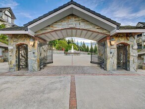 Building Photo - STUNNING LUXURY HOME WITH GORGEOUS SETTING IN WONDERFUL ORINDA!