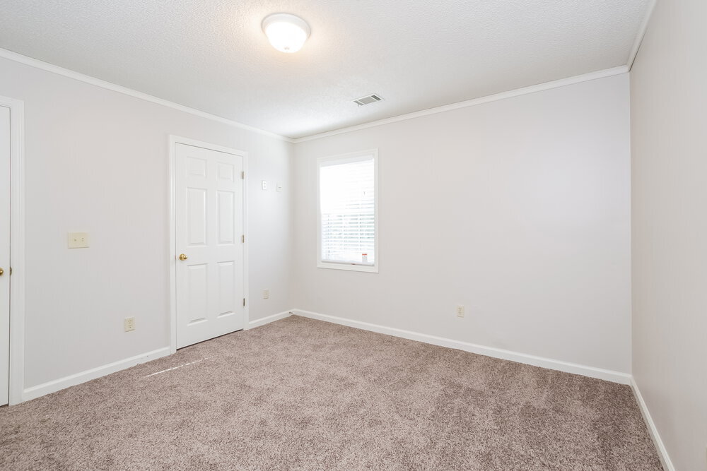 Building Photo - 6858 Creekwood Dr