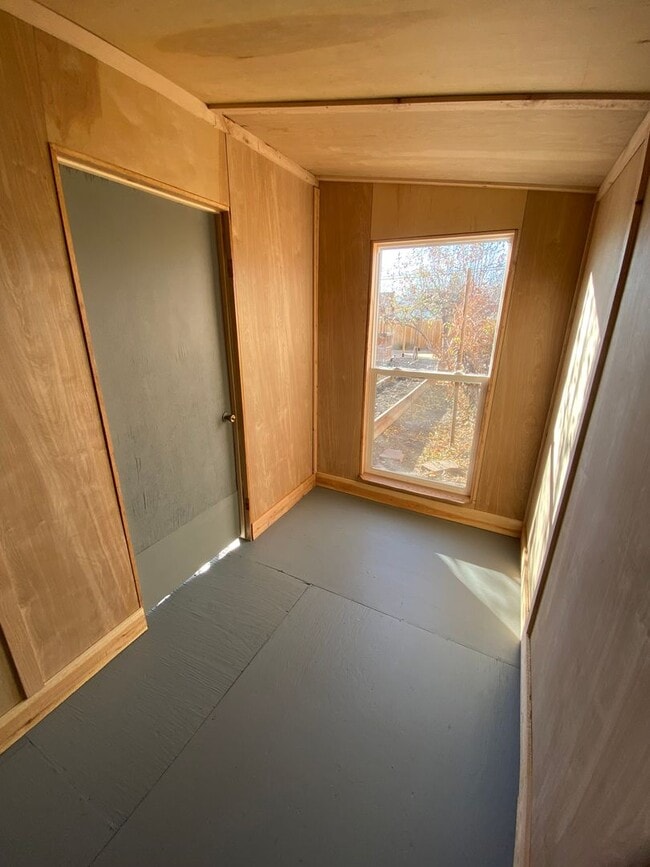 Building Photo - Incredible 5 bedroom Home in Westminster