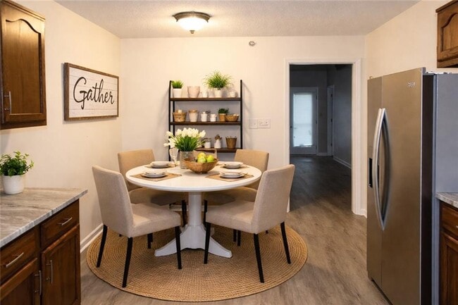 Building Photo - 5053 Gardenia Cir