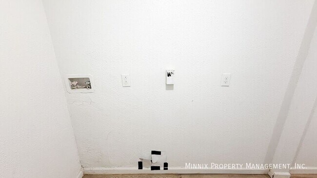 Building Photo - 3702 Avenue R