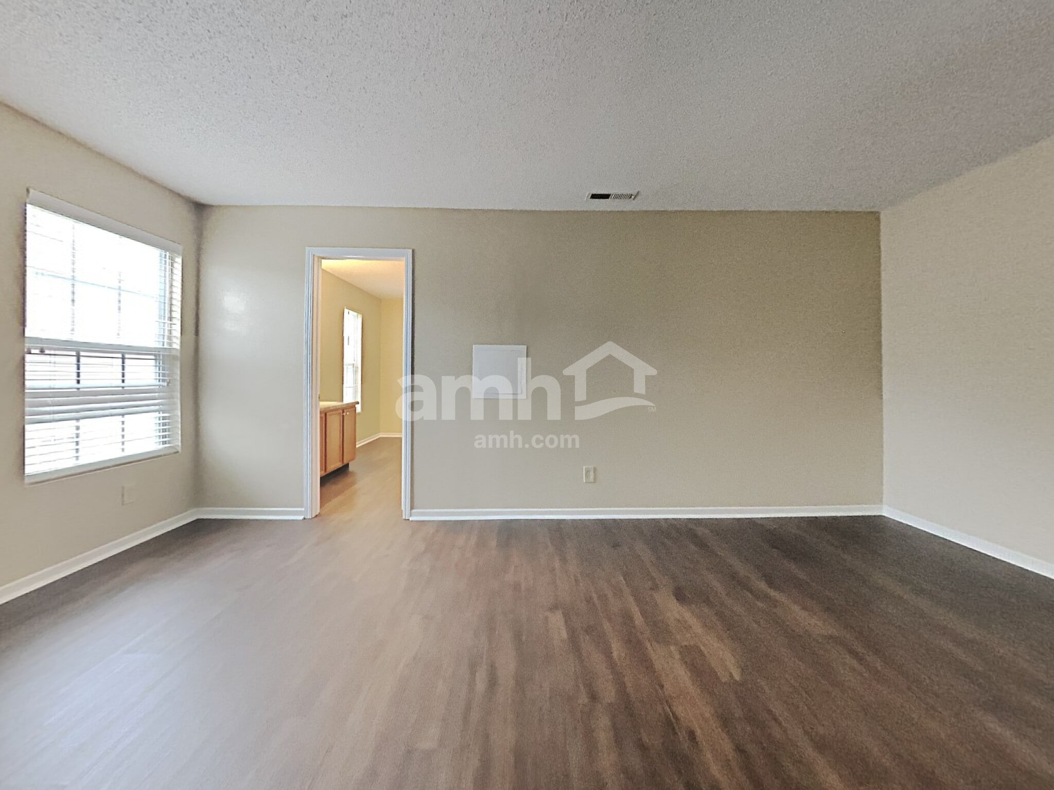 Building Photo - 1545 Fortner Dr