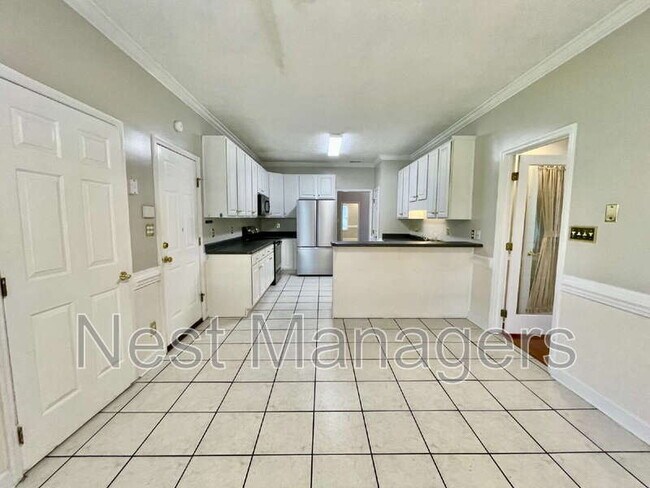 Building Photo - 260 Lick Creek Dr