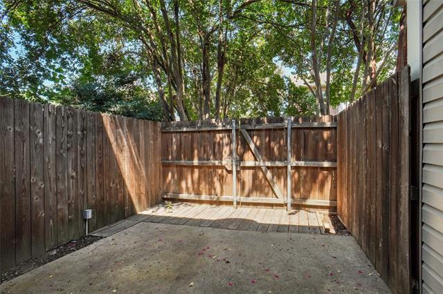 Building Photo - 228 Samuel Blvd