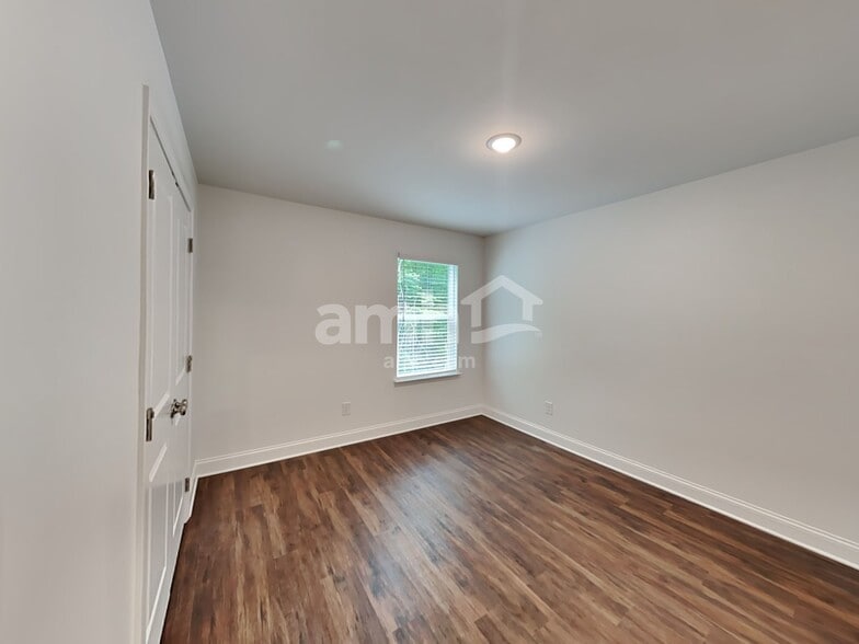 Building Photo - 4980 Bill Cheek Rd